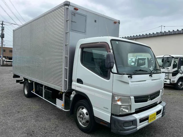 Mitsubishi Fuso CANTER 21