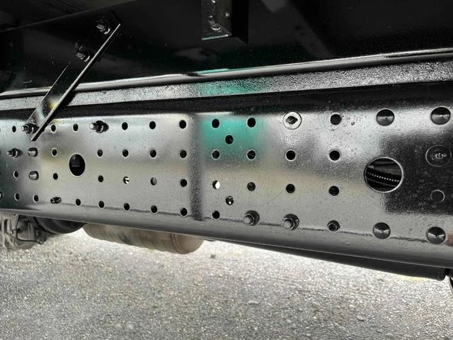 Mitsubishi Fuso CANTER 19