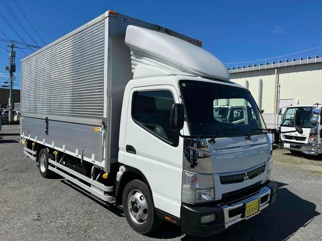 Mitsubishi Fuso CANTER 21