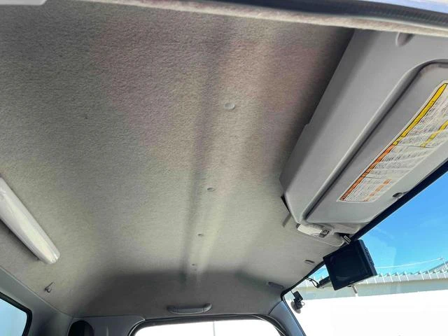 Mitsubishi Fuso CANTER 51