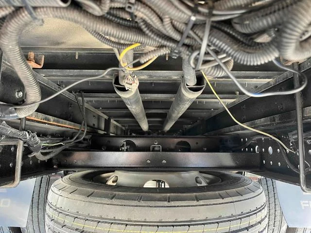 Mitsubishi Fuso CANTER 13