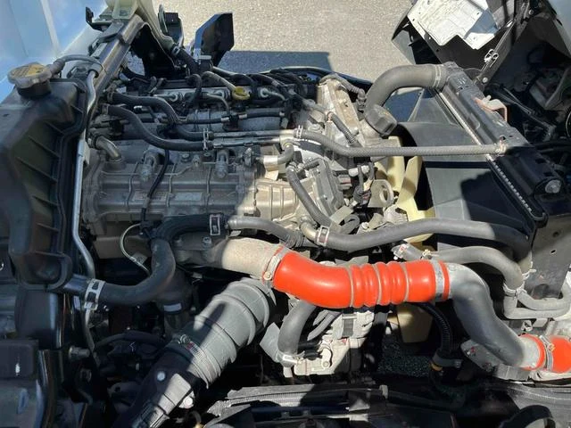 Mitsubishi Fuso CANTER 17