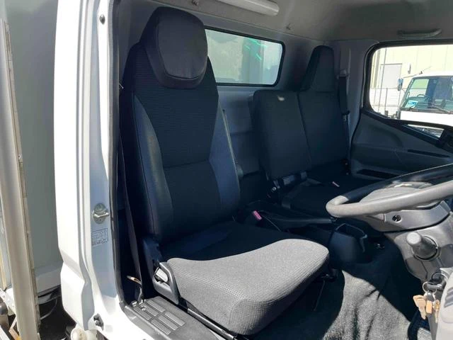 Mitsubishi Fuso CANTER 14