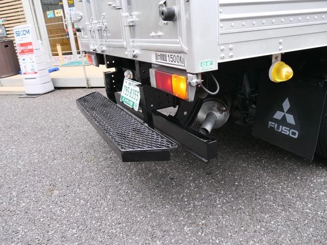 Mitsubishi Fuso CANTER 36