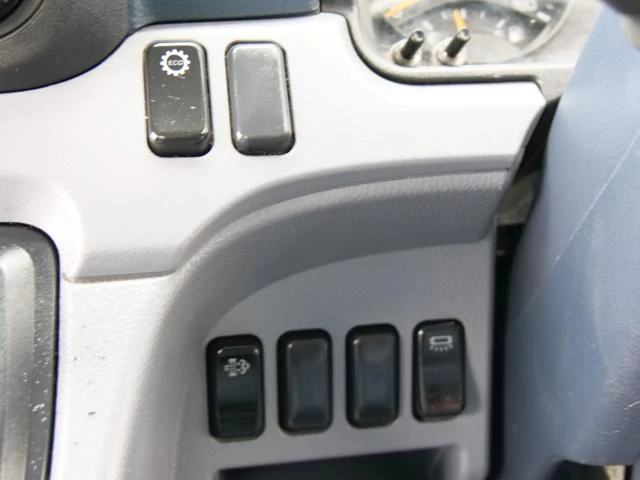 Mitsubishi Fuso CANTER 60