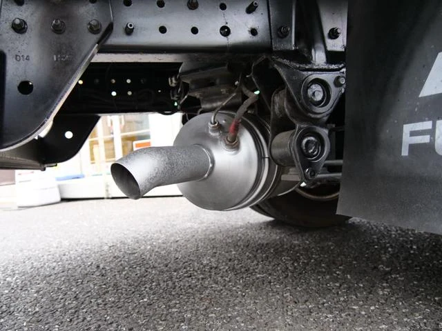 Mitsubishi Fuso CANTER 29