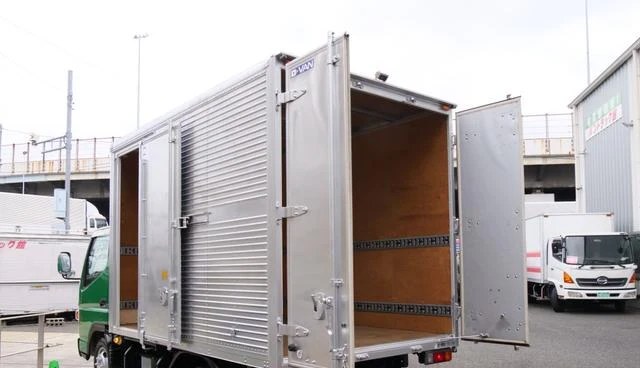 Mitsubishi Fuso CANTER 45
