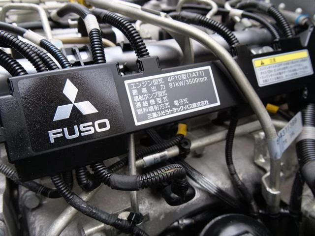 Mitsubishi Fuso CANTER 48