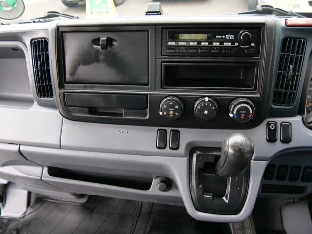 Mitsubishi Fuso CANTER 58