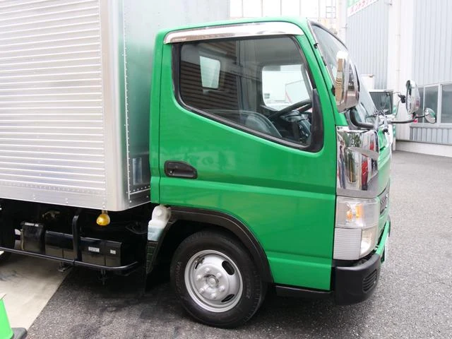 Mitsubishi Fuso CANTER 35