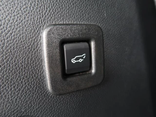 Lincoln NAVIGATOR 28
