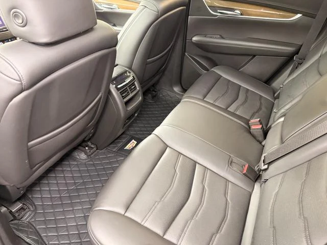 Cadillac XT5 35