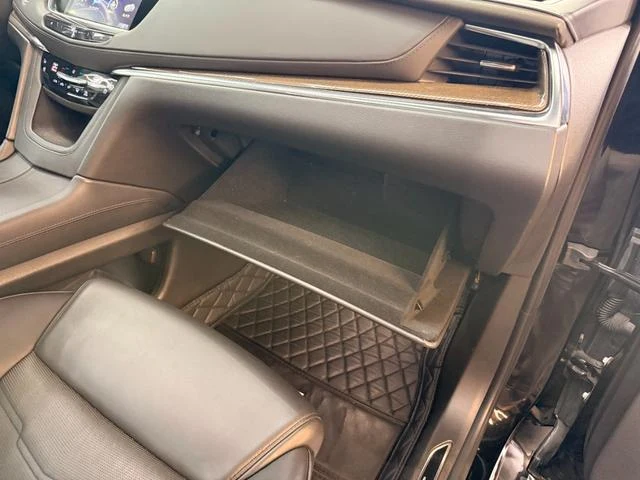 Cadillac XT5 29