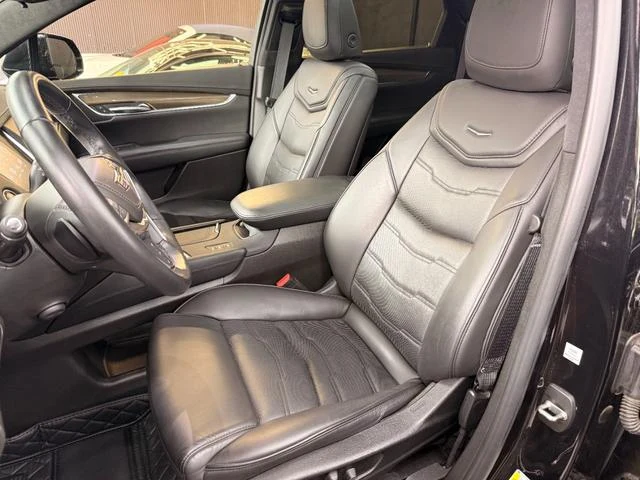 Cadillac XT5 24