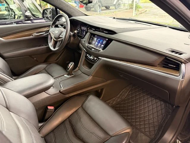 Cadillac XT5 28