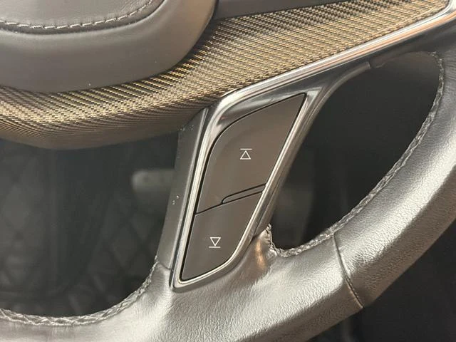 Cadillac XT5 15