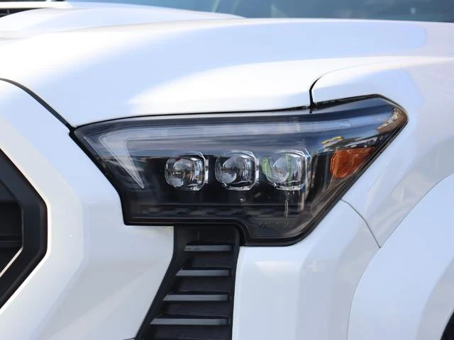 AMERICA TOYOTA TACOMA 13