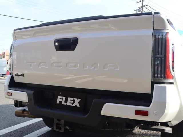 AMERICA TOYOTA TACOMA 25