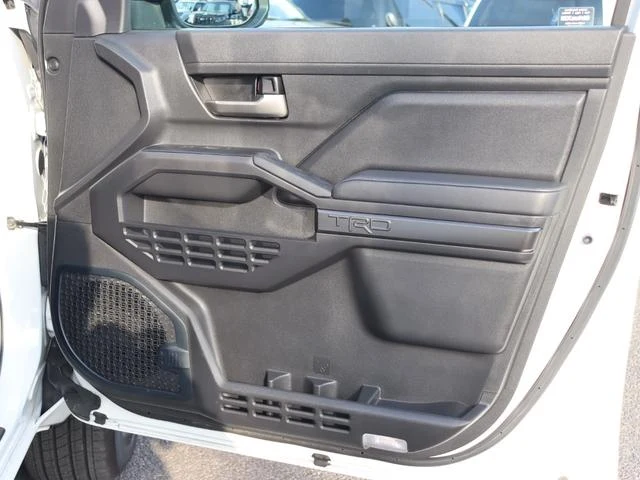 AMERICA TOYOTA TACOMA 57