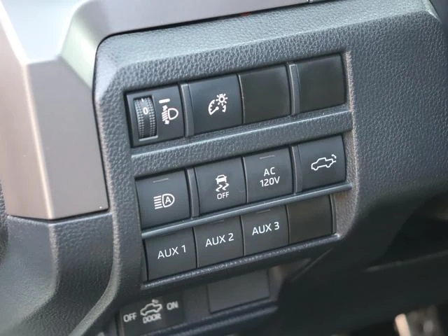 AMERICA TOYOTA TACOMA 51