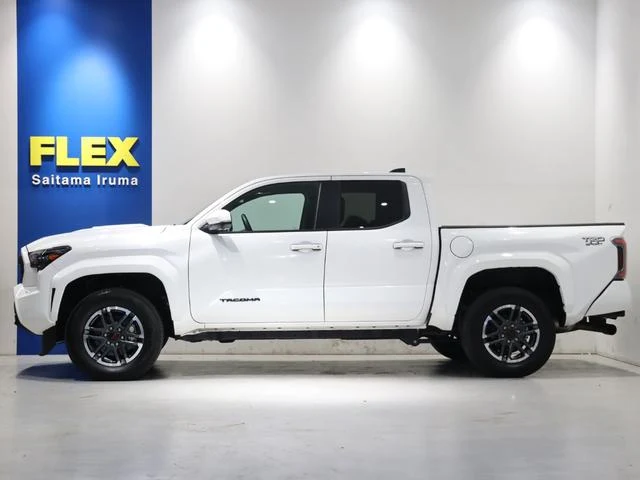 AMERICA TOYOTA TACOMA 68