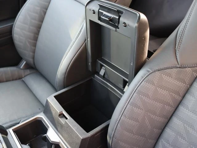 AMERICA TOYOTA TACOMA 61