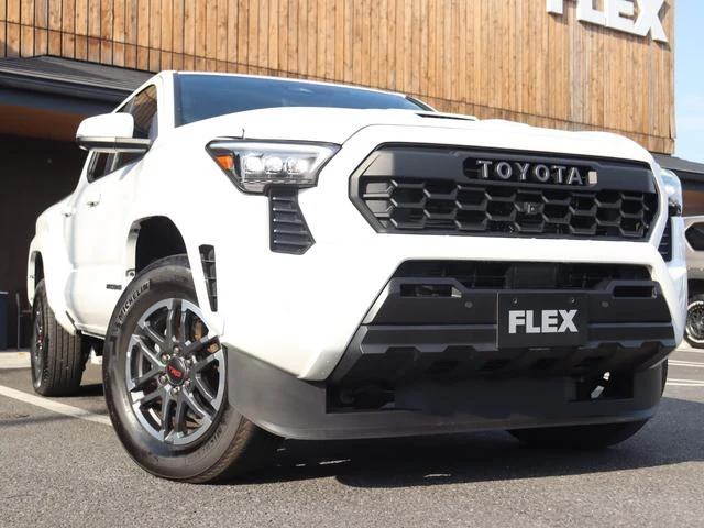 AMERICA TOYOTA TACOMA 32