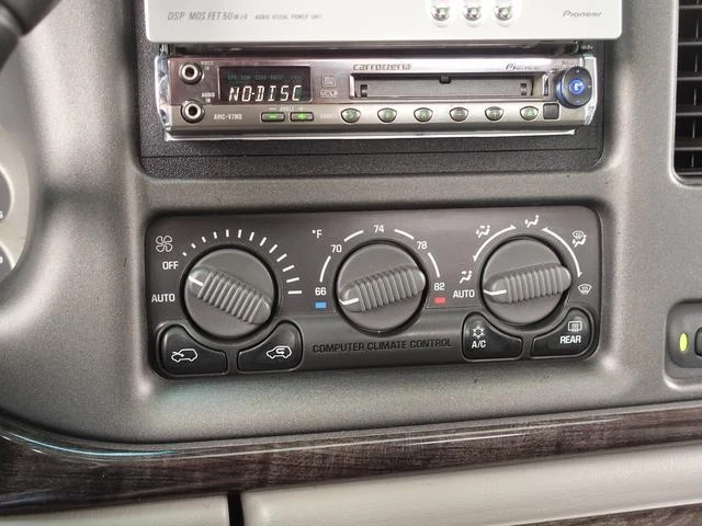 GMC YUKON 64