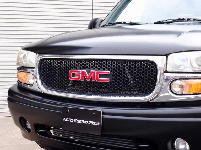 GMC YUKON 32
