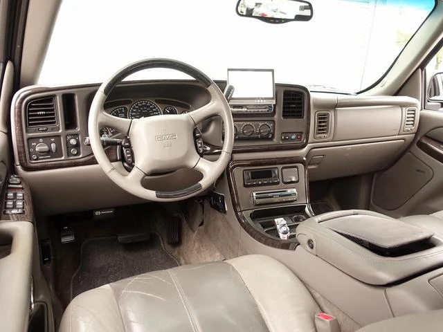 GMC YUKON 3