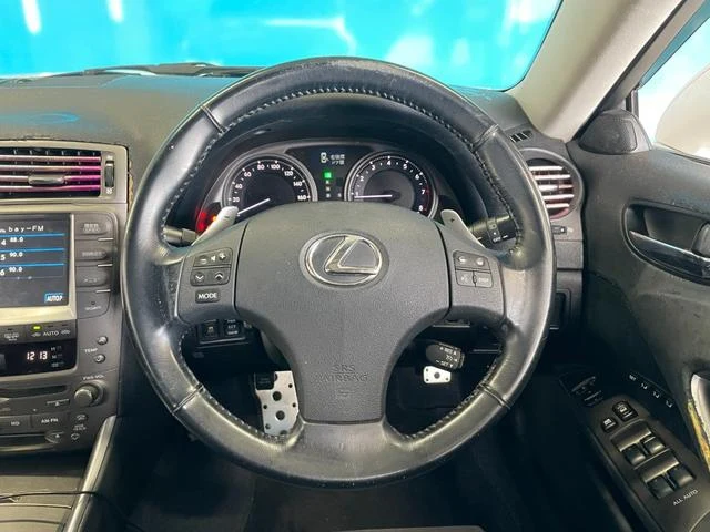Lexus IS 56