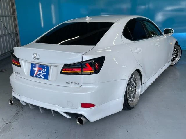 Lexus IS 29