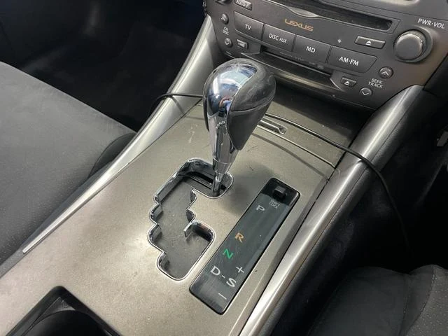 Lexus IS 48