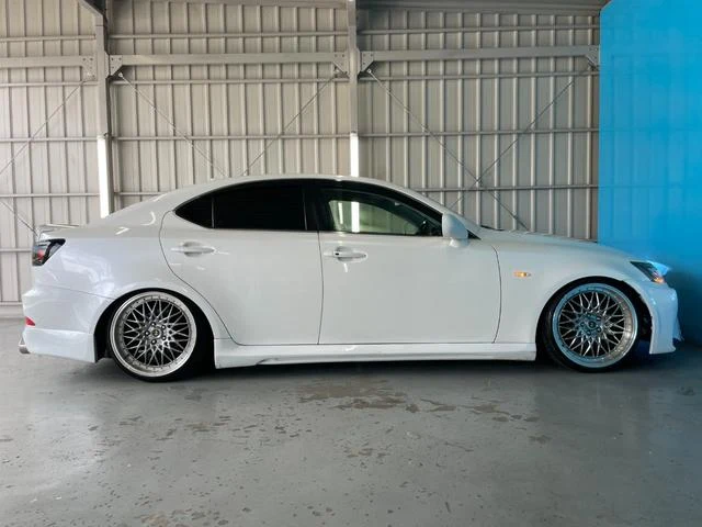 Lexus IS 33