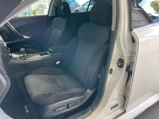 Lexus IS 61