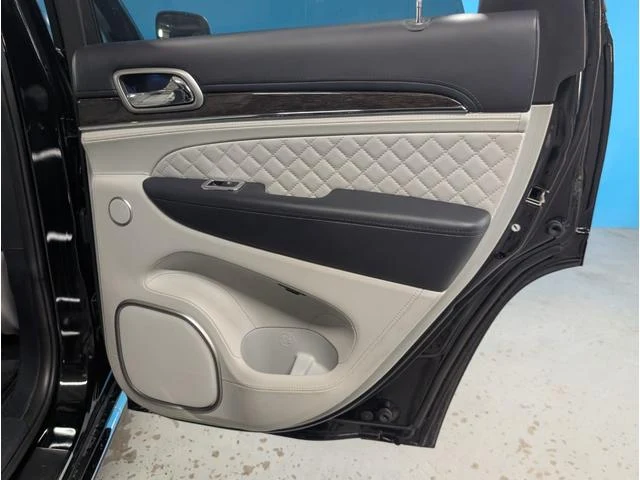 Chrysler JEEP 37