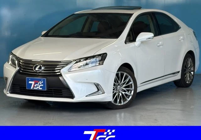 Lexus HS