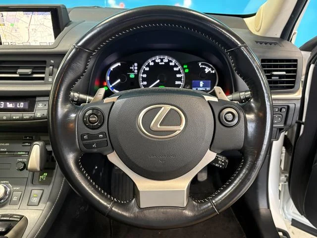 Lexus CT 48
