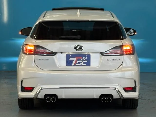 Lexus CT 36