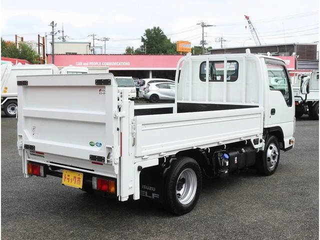 Isuzu ELF 3