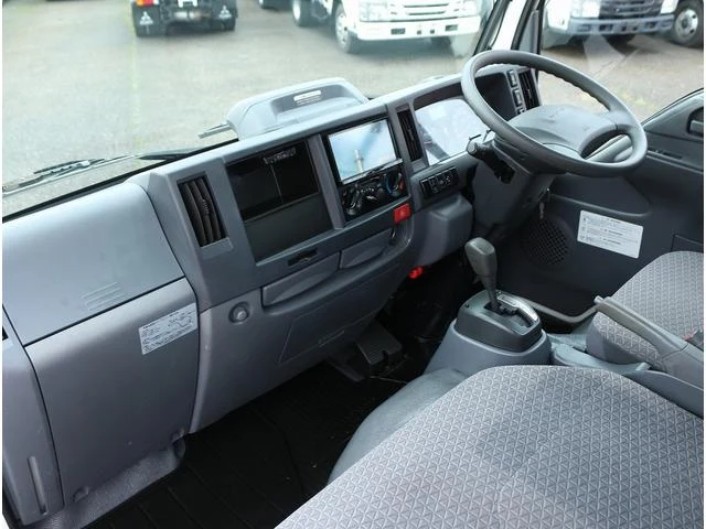 Isuzu ELF 36