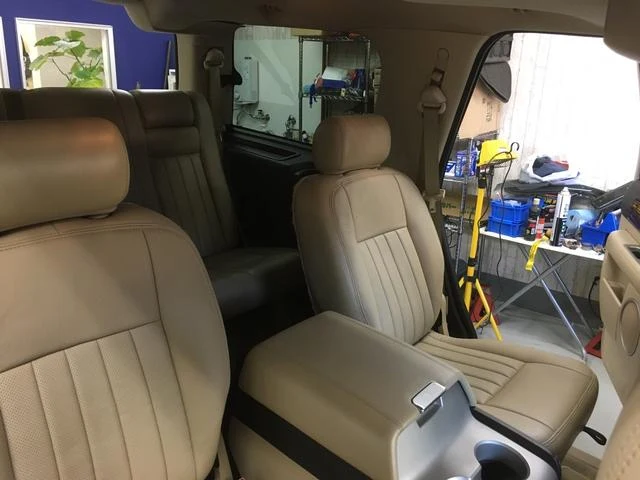 Lincoln NAVIGATOR 53