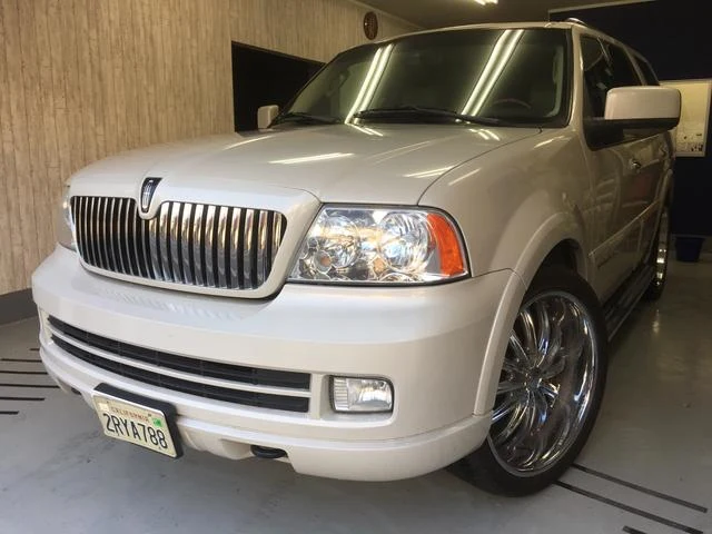 Lincoln NAVIGATOR 2