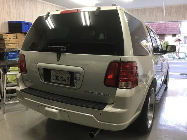 Lincoln NAVIGATOR 11