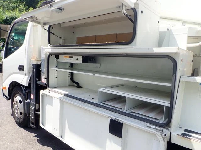 Hino DUTRO 43