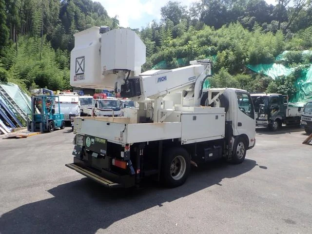 Hino DUTRO 2