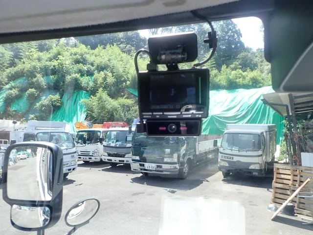 Hino DUTRO 21