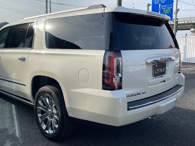 GMC YUKON 73