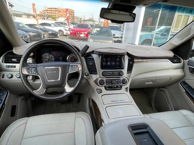 GMC YUKON 2