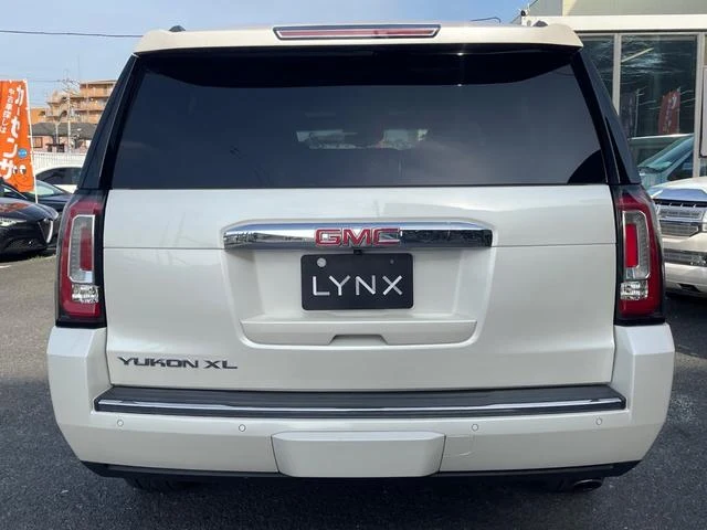 GMC YUKON 8
